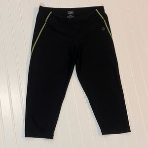 4/$25 Sale! Vogo‎ Athletica Black Athletic Leggings size Small